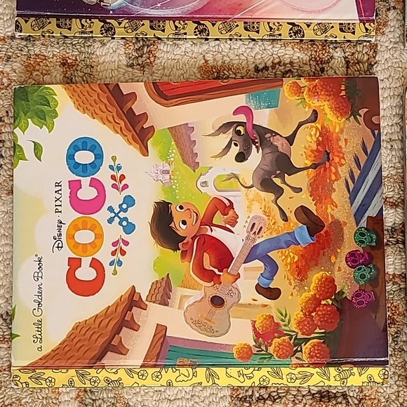 Little Golden Books - Picture 4 of 9